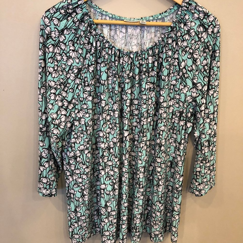 Like New Women's Dress-shirt Size 1X